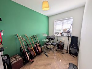 Photo 14- click for photo gallery